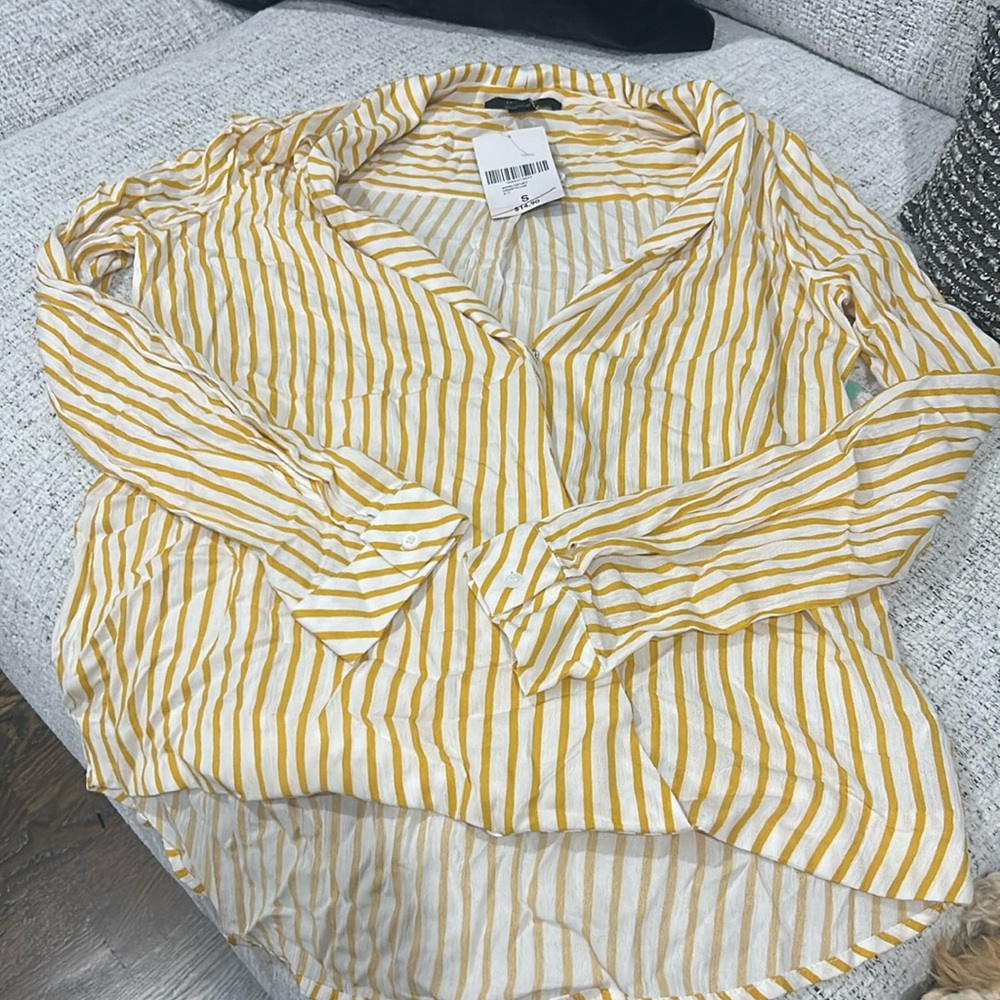 Yellow and whitete stripped blouse